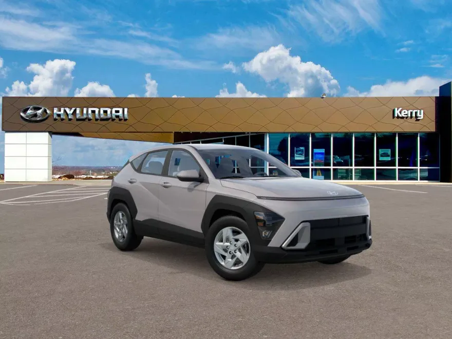 2026 Hyundai Kona SE photo 1