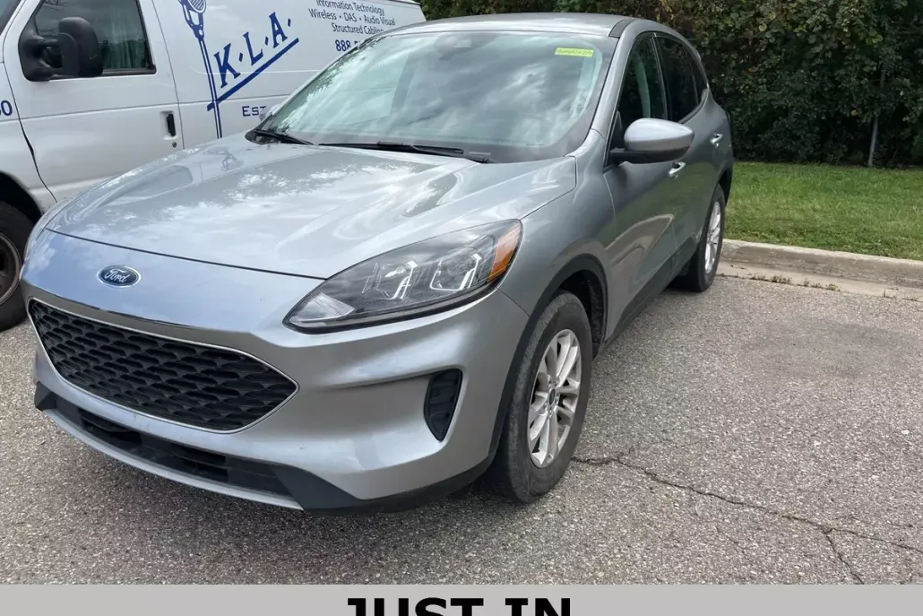 2021 Ford Escape SE photo 1