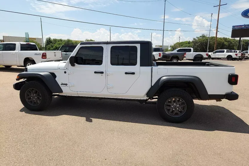2025 Jeep Gladiator Sport photo 1