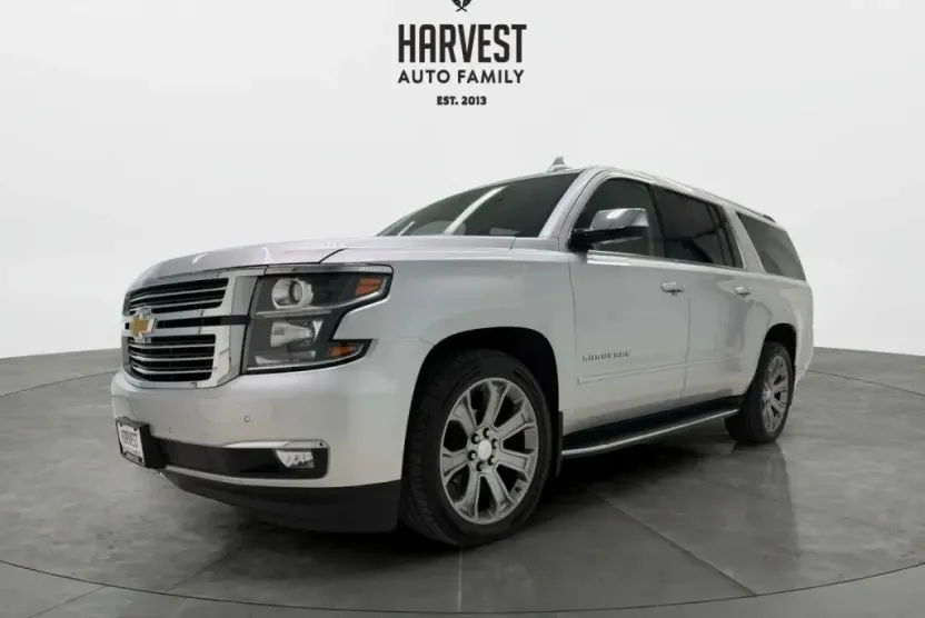 2020 Chevrolet Suburban Premier photo 1