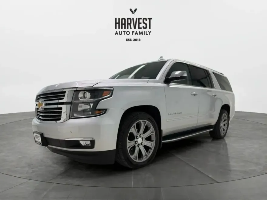 2020 Chevrolet Suburban Premier photo 1