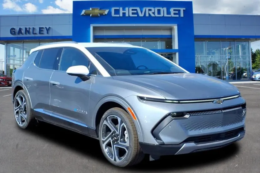2025 Chevrolet Equinox EV 1LT photo 1