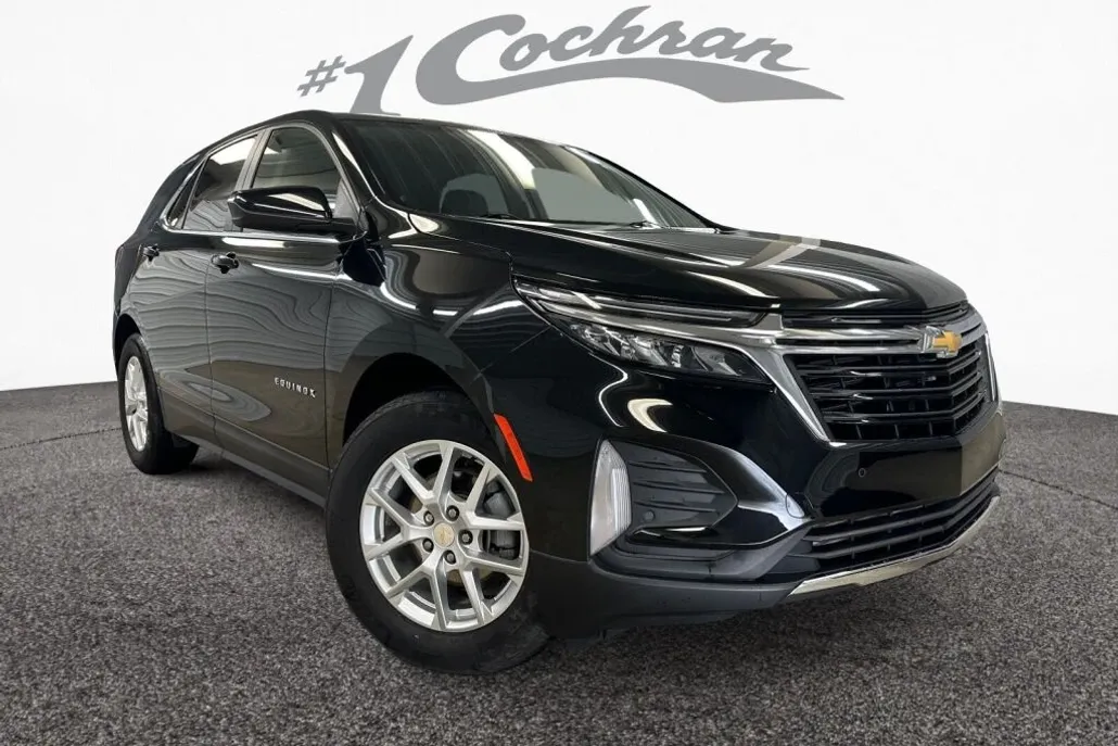 2023 Chevrolet Equinox LT photo 1