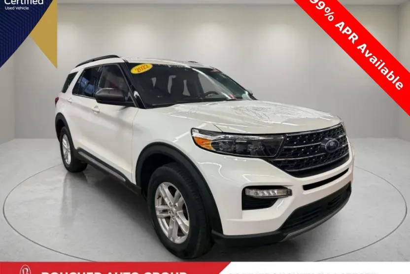 2022 Ford Explorer XLT photo 1
