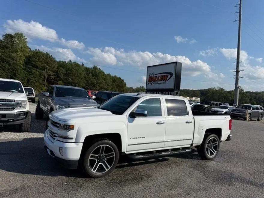 2016 Chevrolet Silverado LTZ photo 1