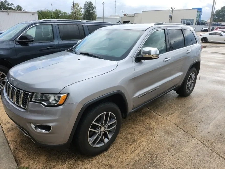 2018 Jeep Grand Cherokee Limited photo 1