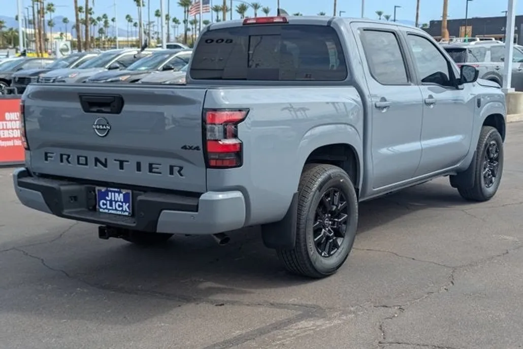 2026 Nissan Frontier Crew Cab SV photo 1