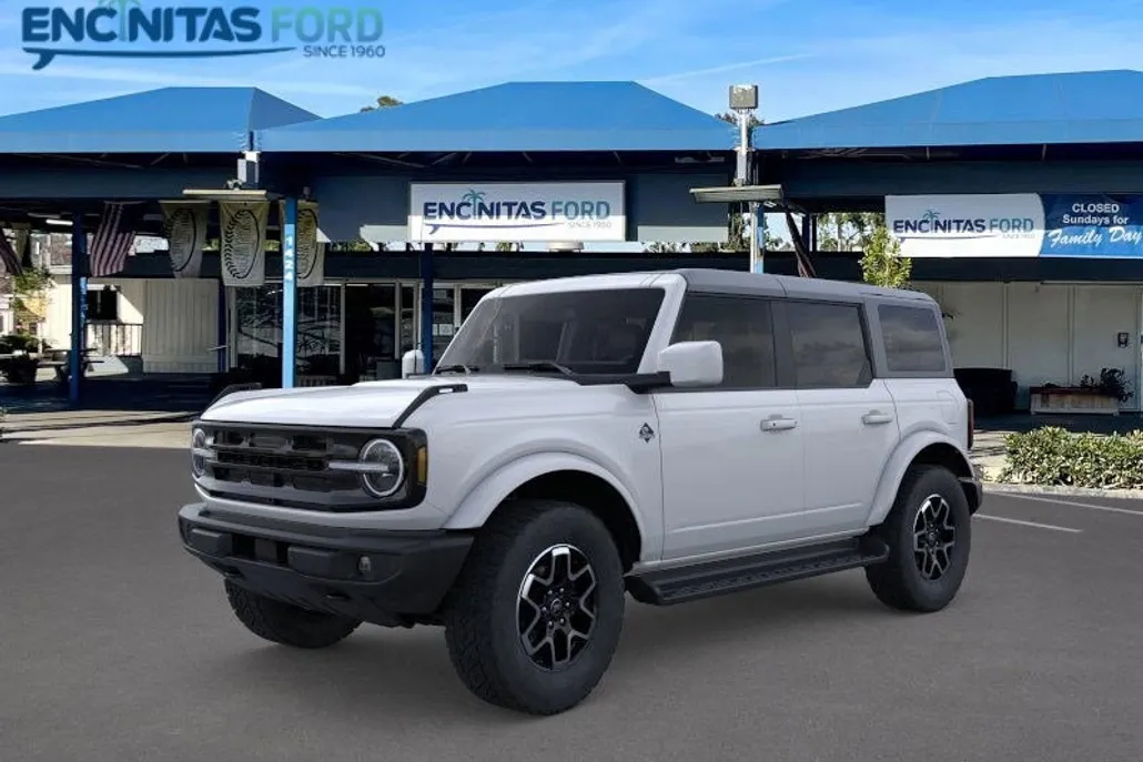 2025 Ford Bronco Outer Banks photo 1