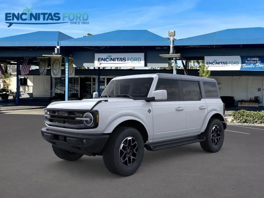 2025 Ford Bronco Outer Banks photo 1