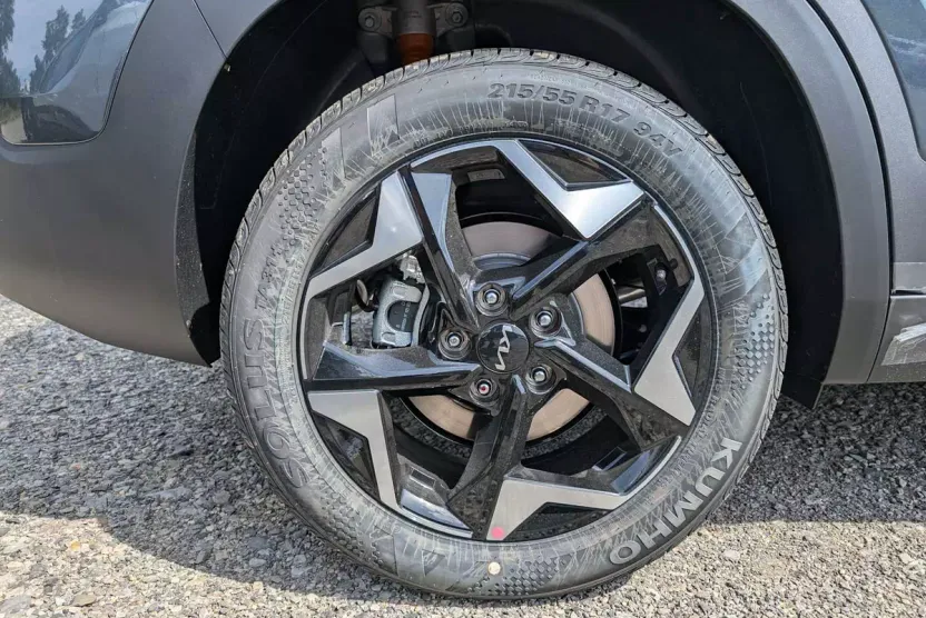 2026 Kia Seltos S photo 1