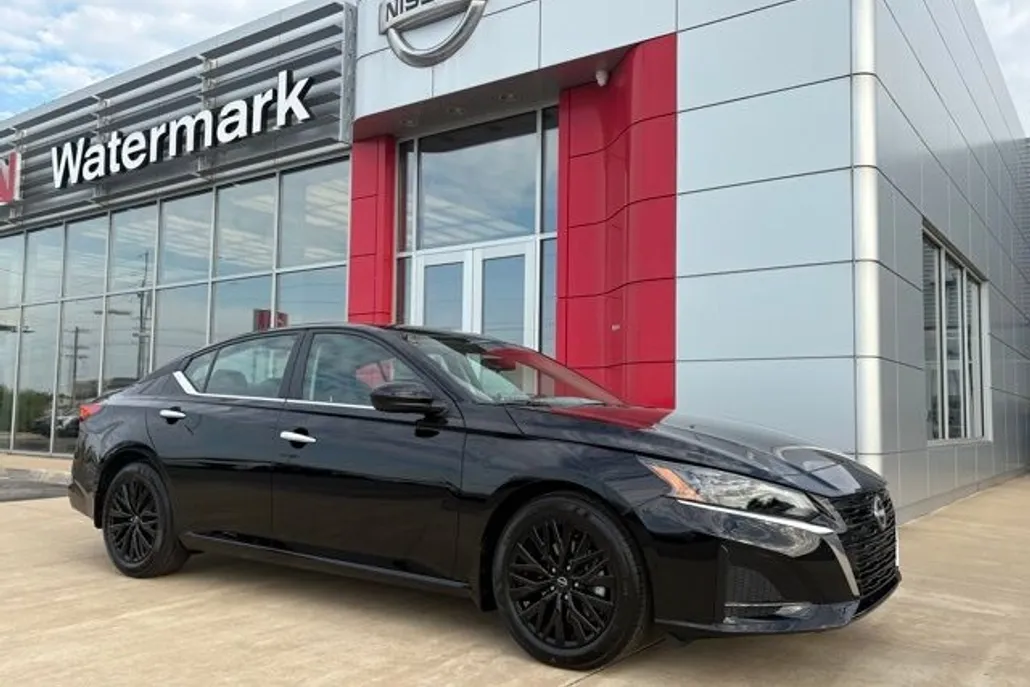 2025 Nissan Altima SV Special Edition photo 1
