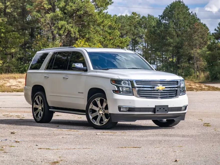 2017 Chevrolet Tahoe Premier photo 1