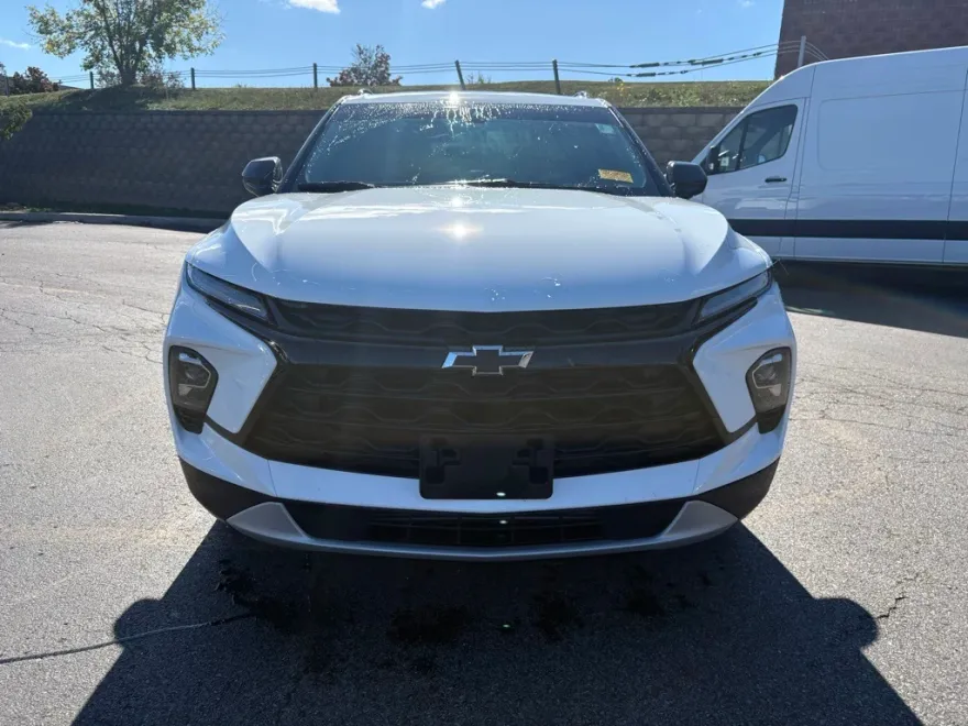 2025 Chevrolet Blazer 2LT photo 1