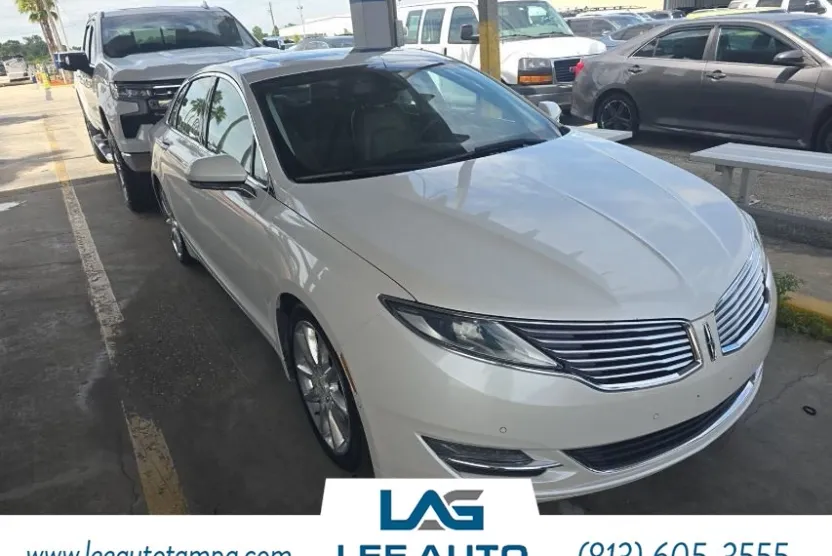 2016 Lincoln MKZ Hybrid photo 1
