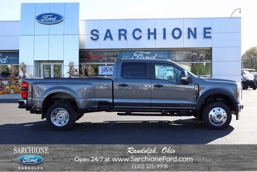 2026 Ford F-450 photo 1