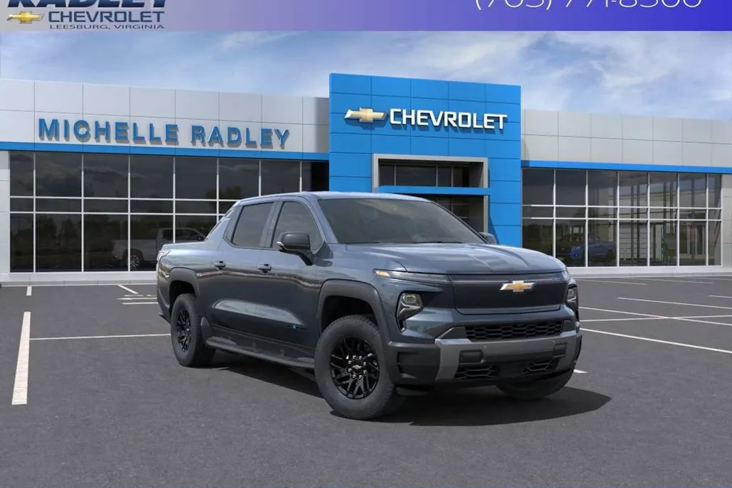 2025 Chevrolet Silverado EV LT photo 1