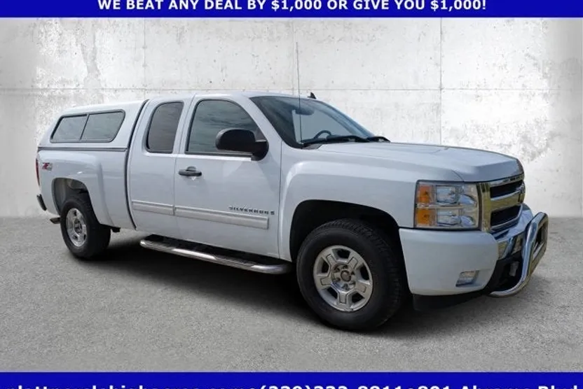 2009 Chevrolet Silverado 1500 LT photo 1