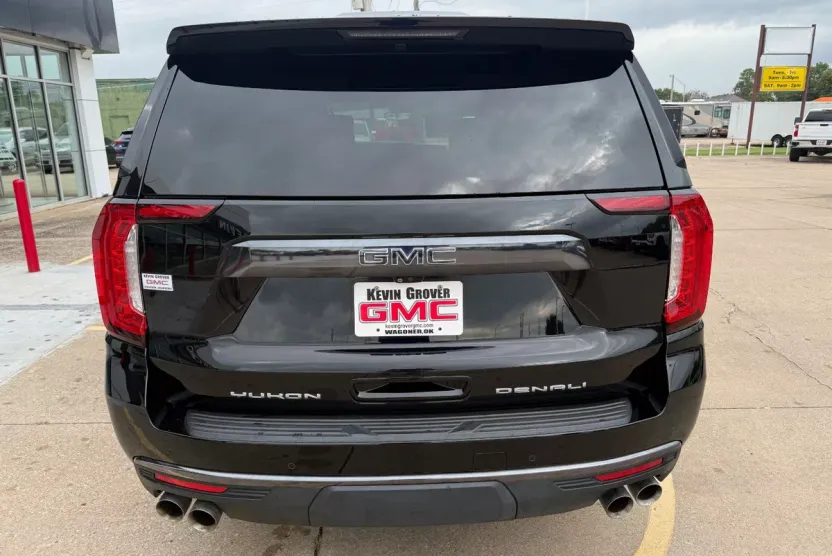 2023 Gmc Yukon Denali Ultimate photo 1