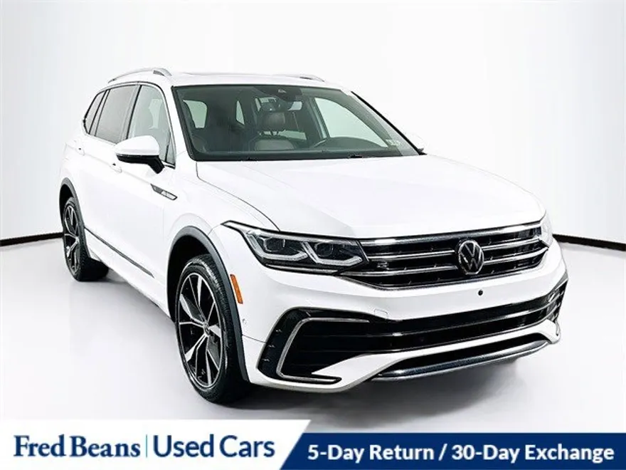 2022 Volkswagen Tiguan SE photo 1