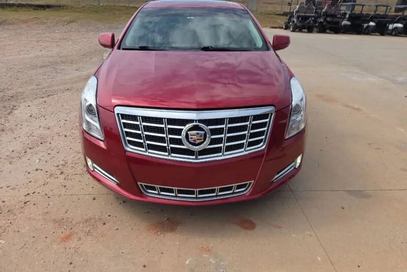 2013 Cadillac XTS Premium photo 1