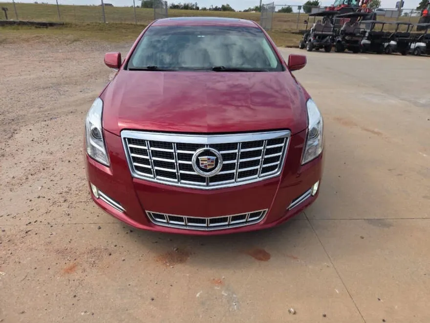 2013 Cadillac XTS Premium photo 1