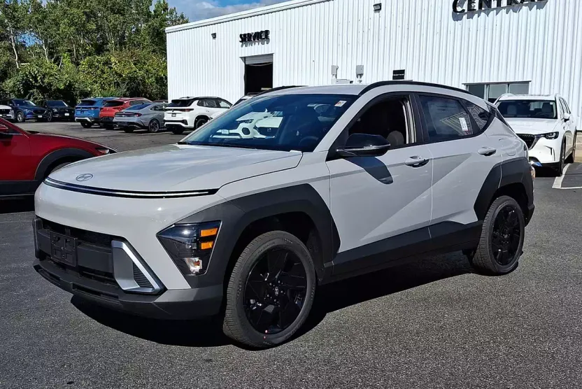 2026 Hyundai Kona SEL photo 1