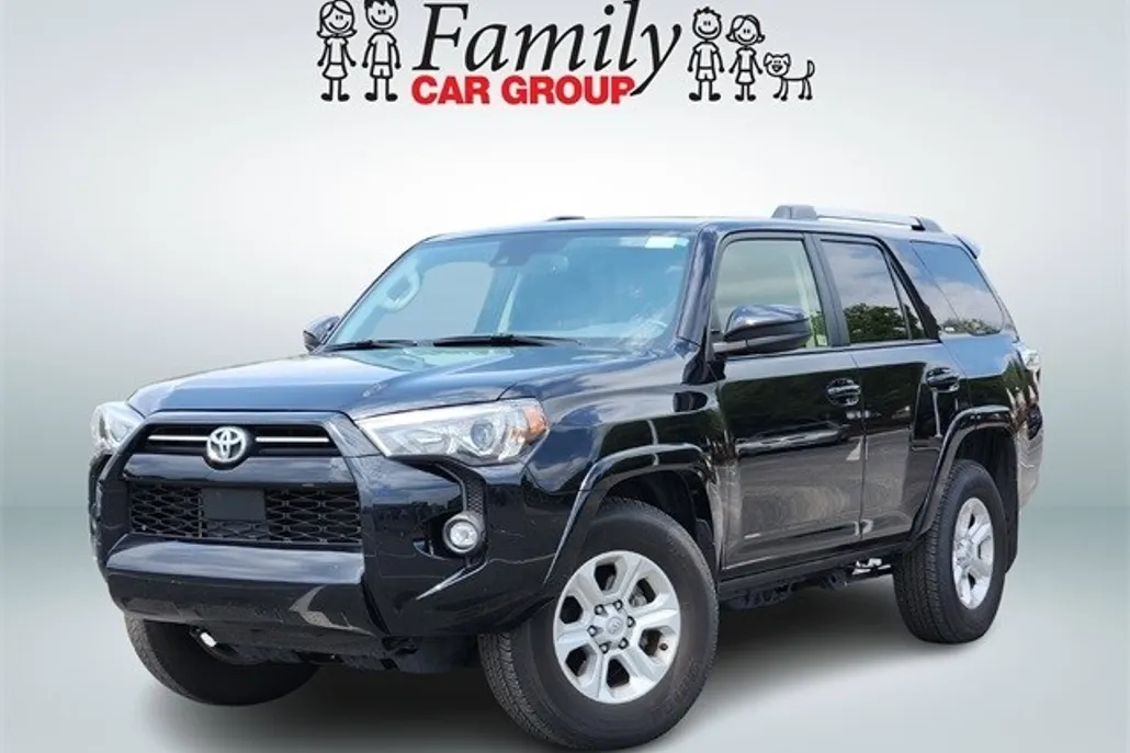 2024 Toyota 4Runner SR5 photo 1