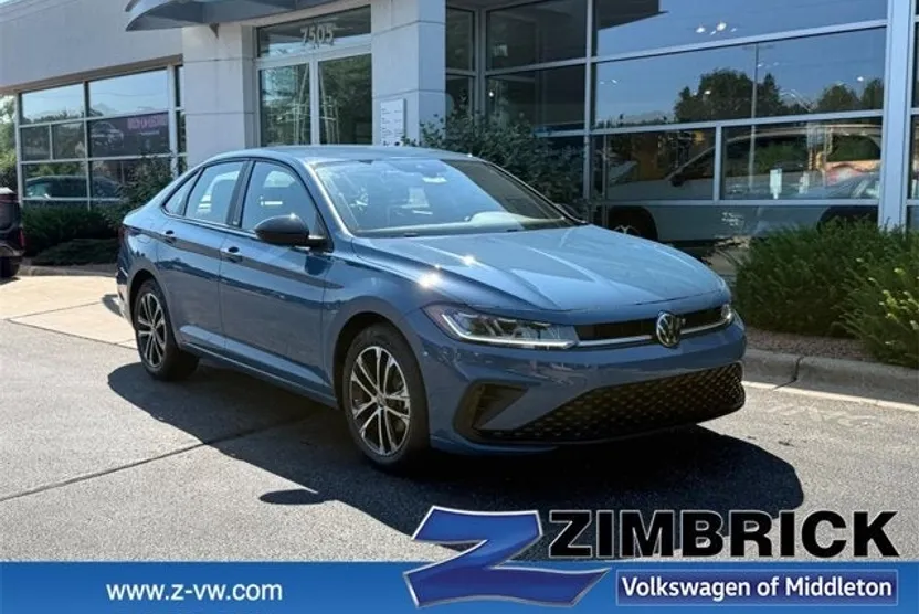 2025 Volkswagen Jetta Sport photo 1