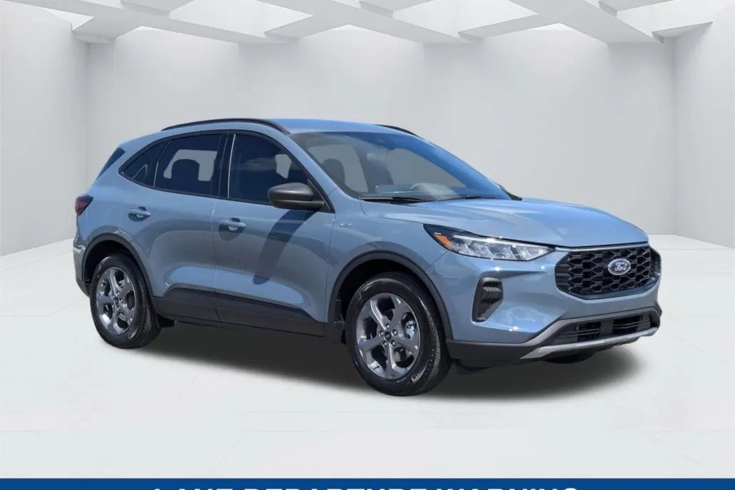2025 Ford Escape ST-Line photo 1
