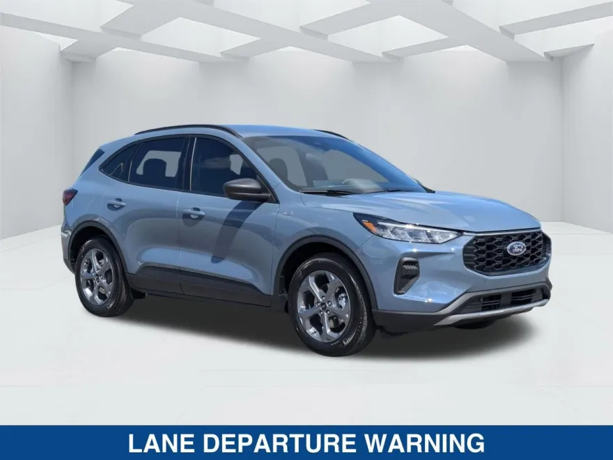 2025 Ford Escape ST-Line photo 1