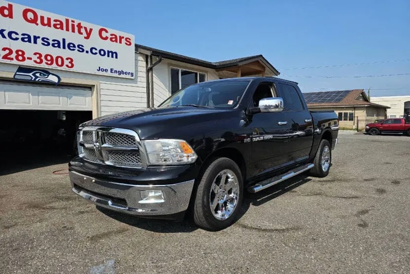 2011 Ram 1500 Laramie photo 1