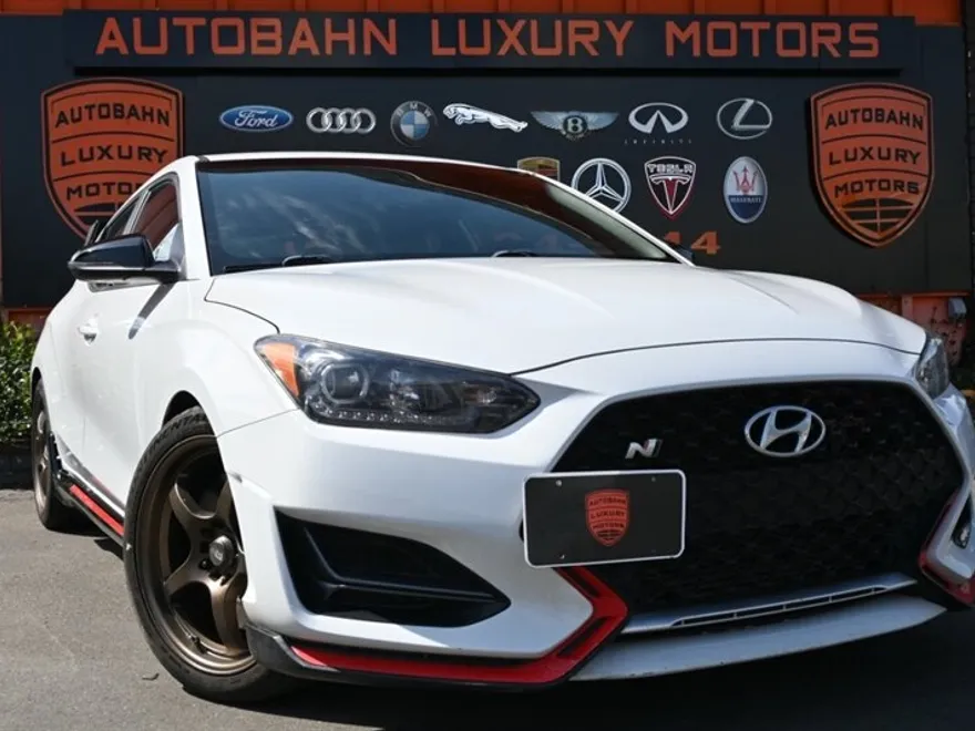 2020 Hyundai Veloster N photo 1