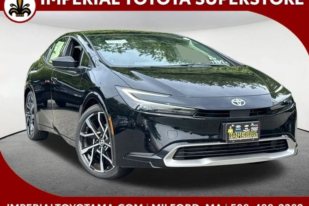 2026 Toyota Prius Plug-in Hybrid XSE photo 1