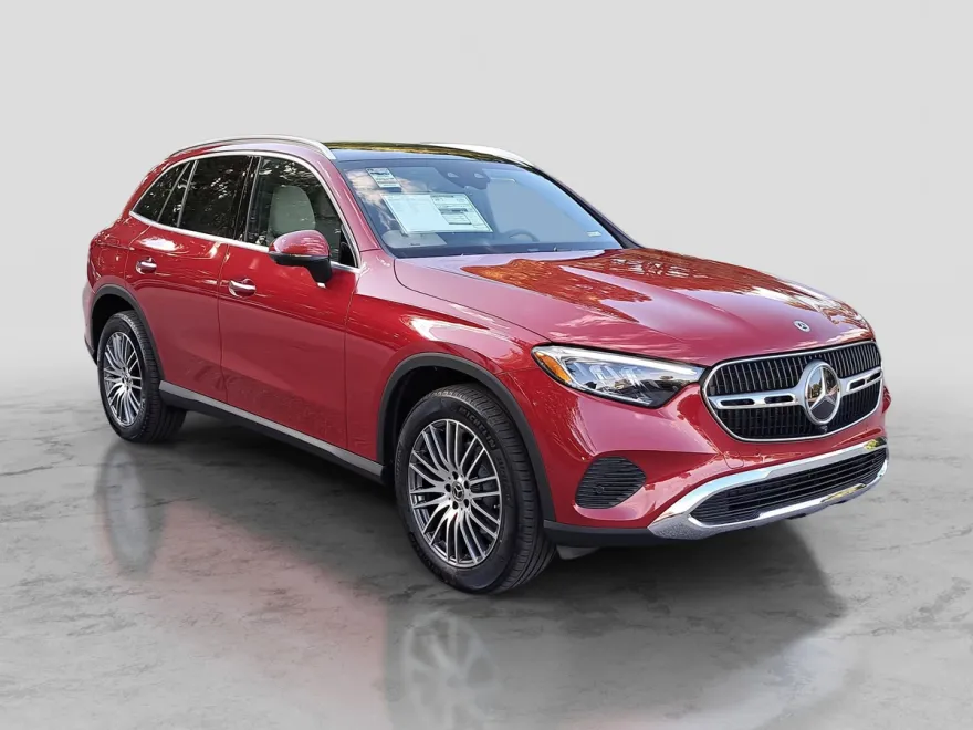2026 Mercedes Benz GLC 300 4MATIC photo 1