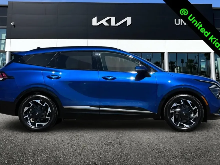 2025 Kia Sportage photo 1