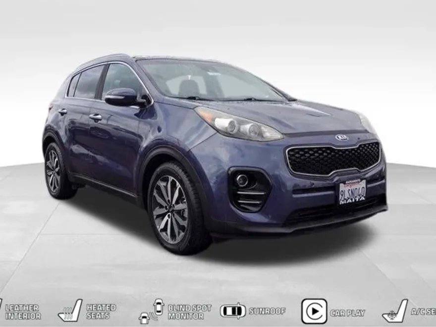 2017 Kia Sportage EX photo 1
