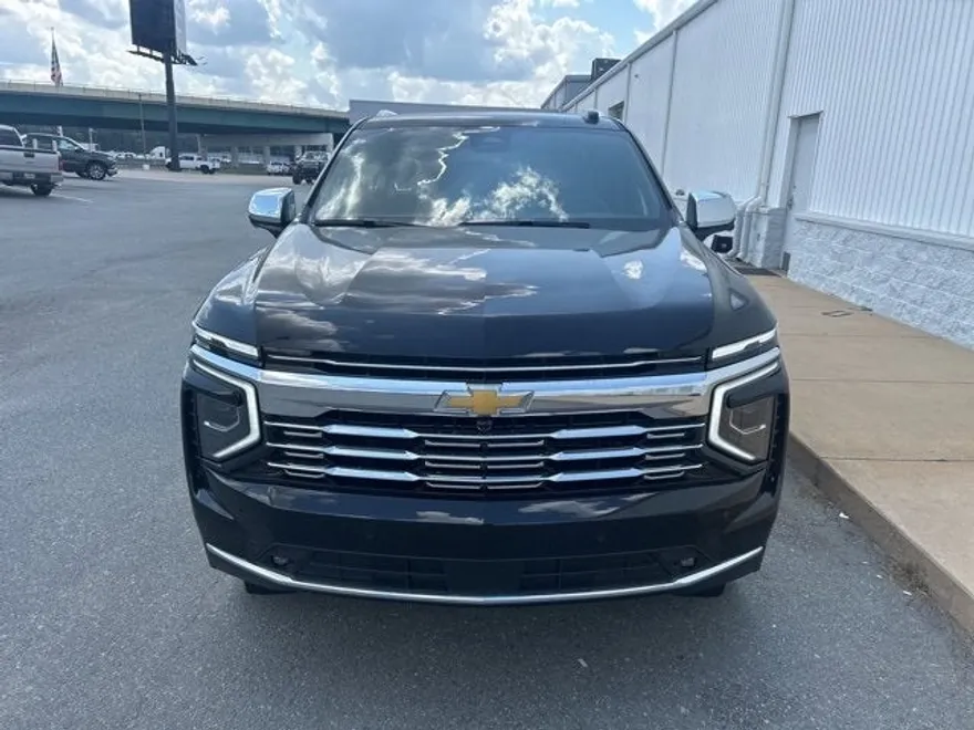 2025 Chevrolet Tahoe Premier photo 1