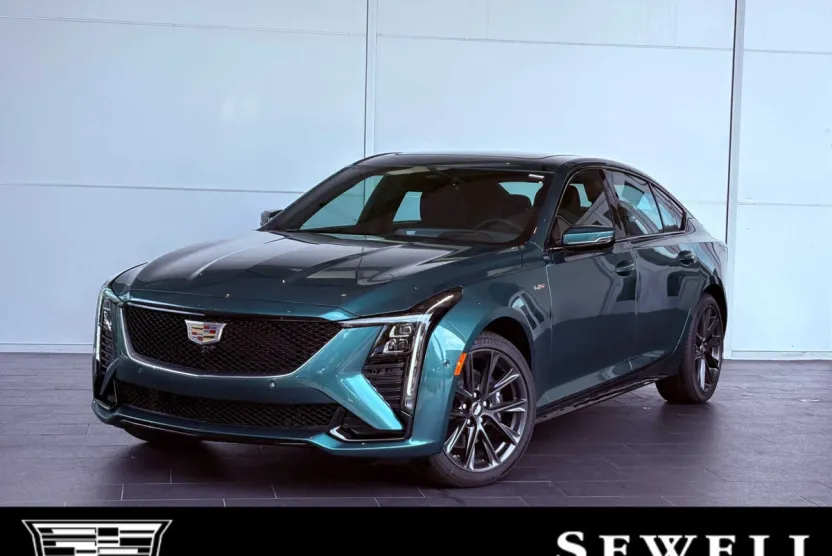 2025 Cadillac CT5 V photo 1