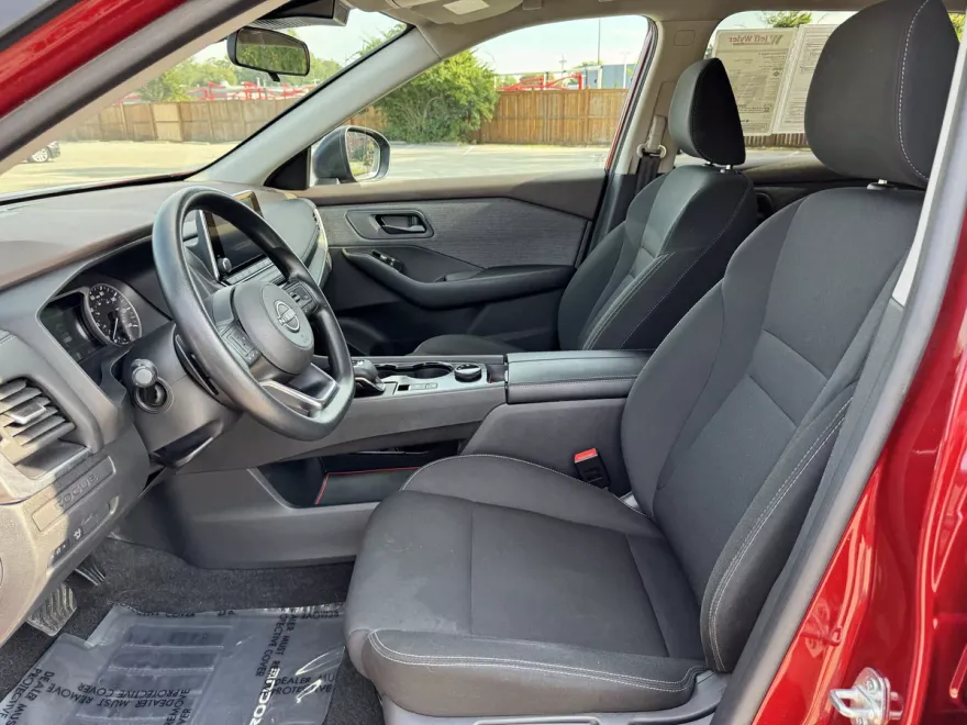 2023 Nissan Rogue AWD S photo 1