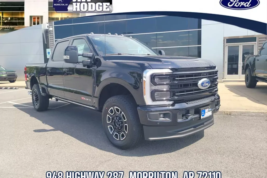 2025 Ford F-350 Platinum photo 1