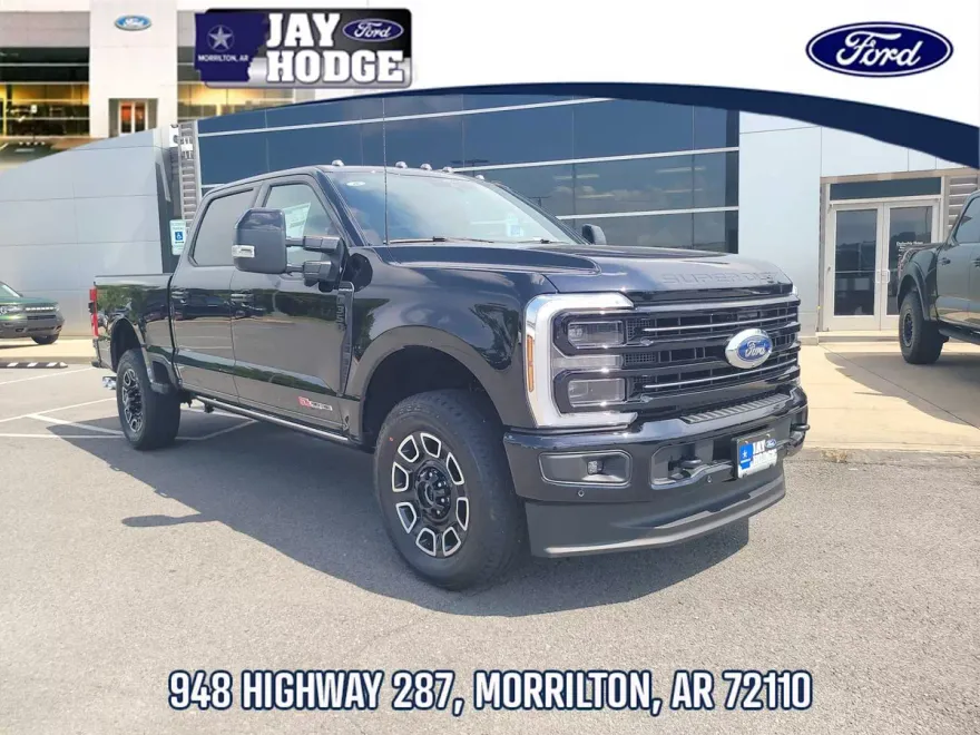 2025 Ford F-350 Platinum photo 1