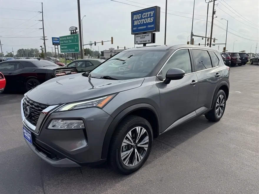 2022 Nissan Rogue SV AWD photo 1