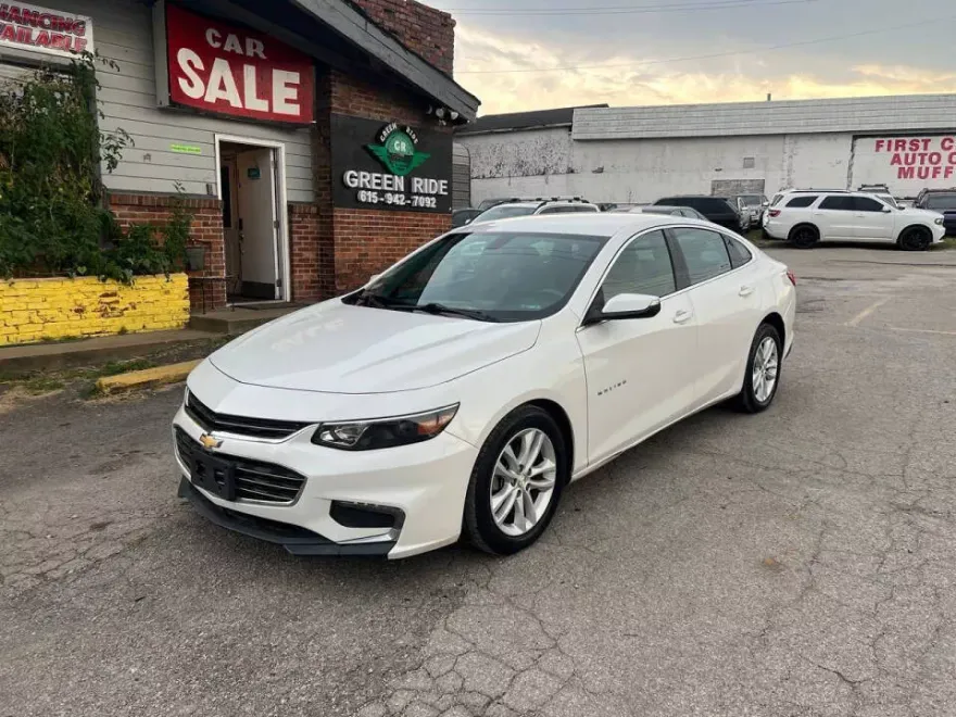 2018 Chevrolet Malibu 1LT photo 1