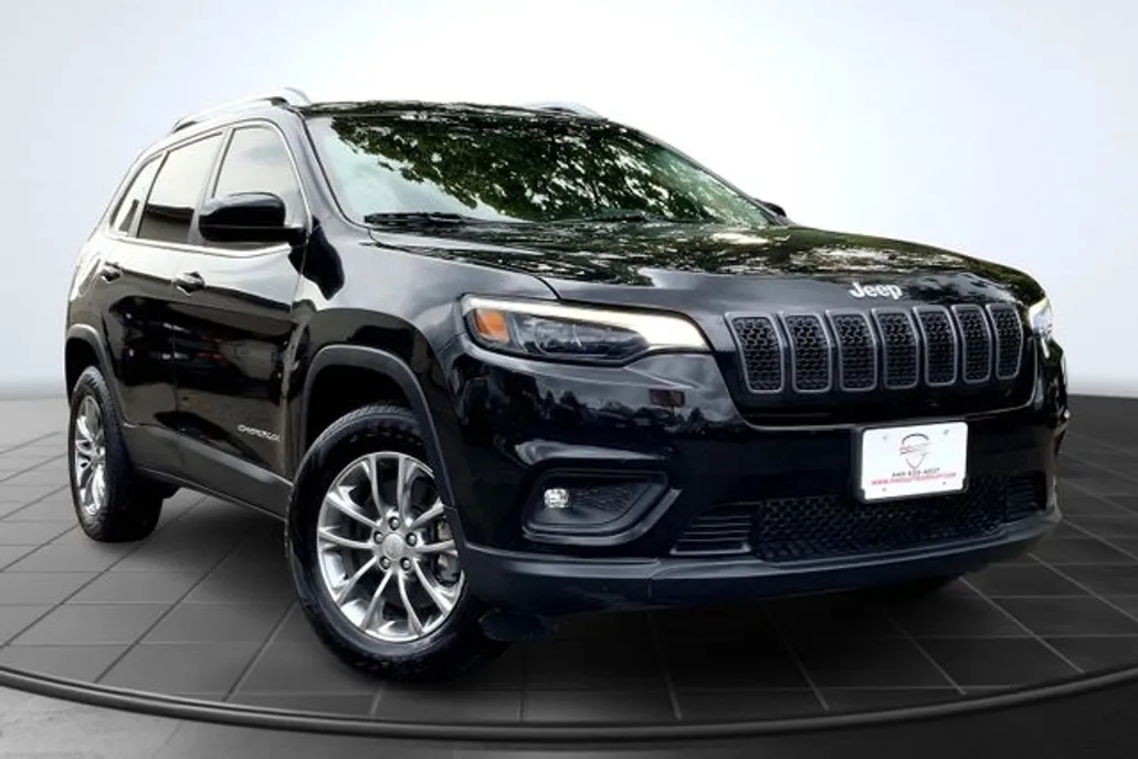 2019 Jeep Cherokee Latitude photo 1