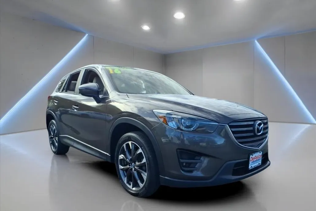 2016 Mazda CX-5 Grand Touring photo 1