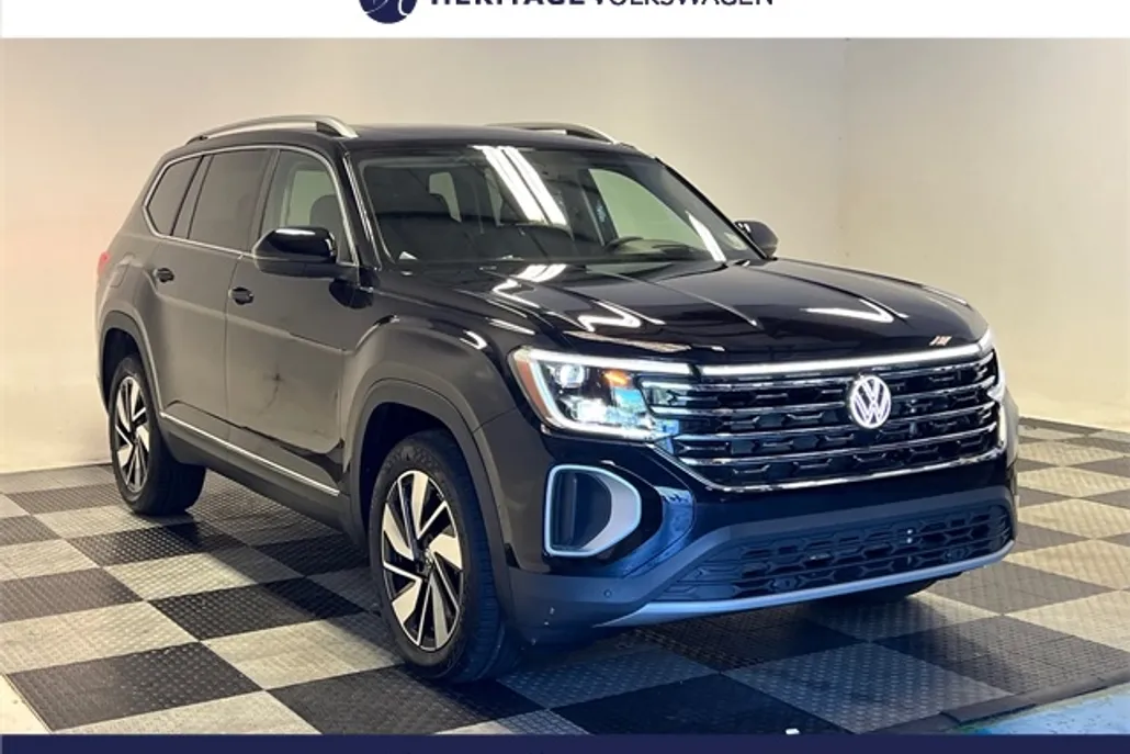 2026 Volkswagen Atlas SEL photo 1