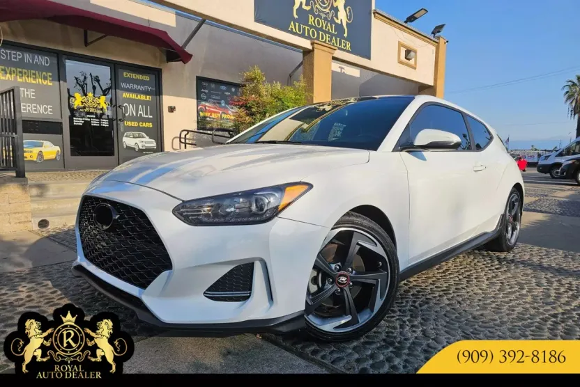 2019 Hyundai Veloster Turbo photo 1