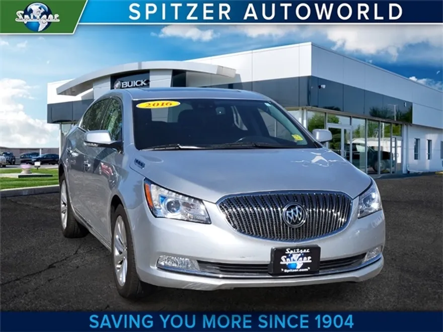 2016 Buick LaCrosse Leather photo 1