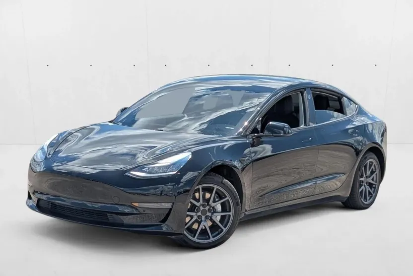 2019 Tesla Model 3 Mid Range photo 1