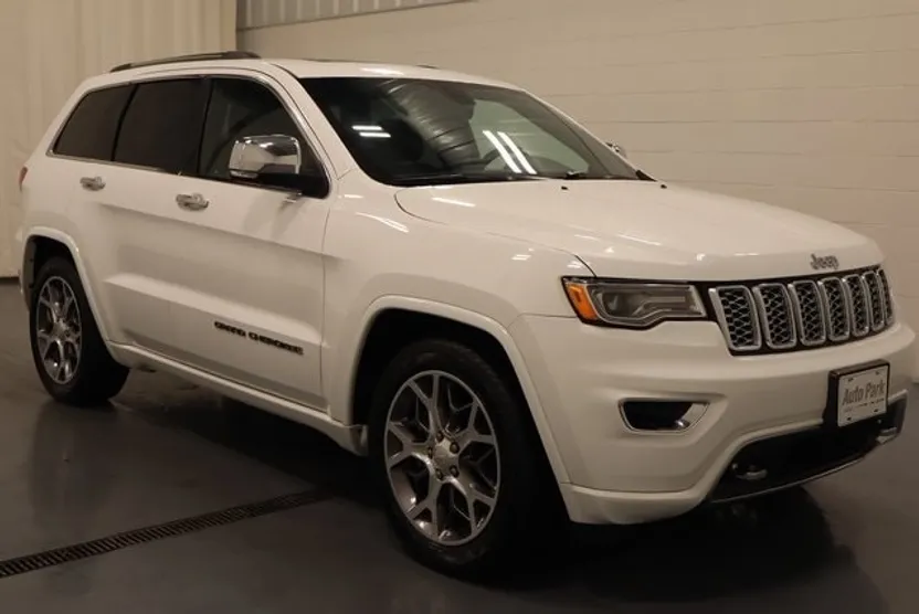 2020 Jeep Grand Cherokee Overland photo 1